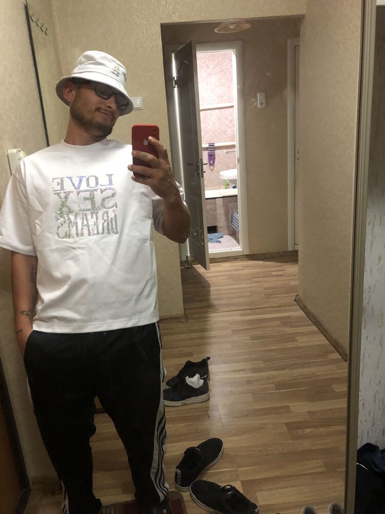  48086559  , 22 ,    