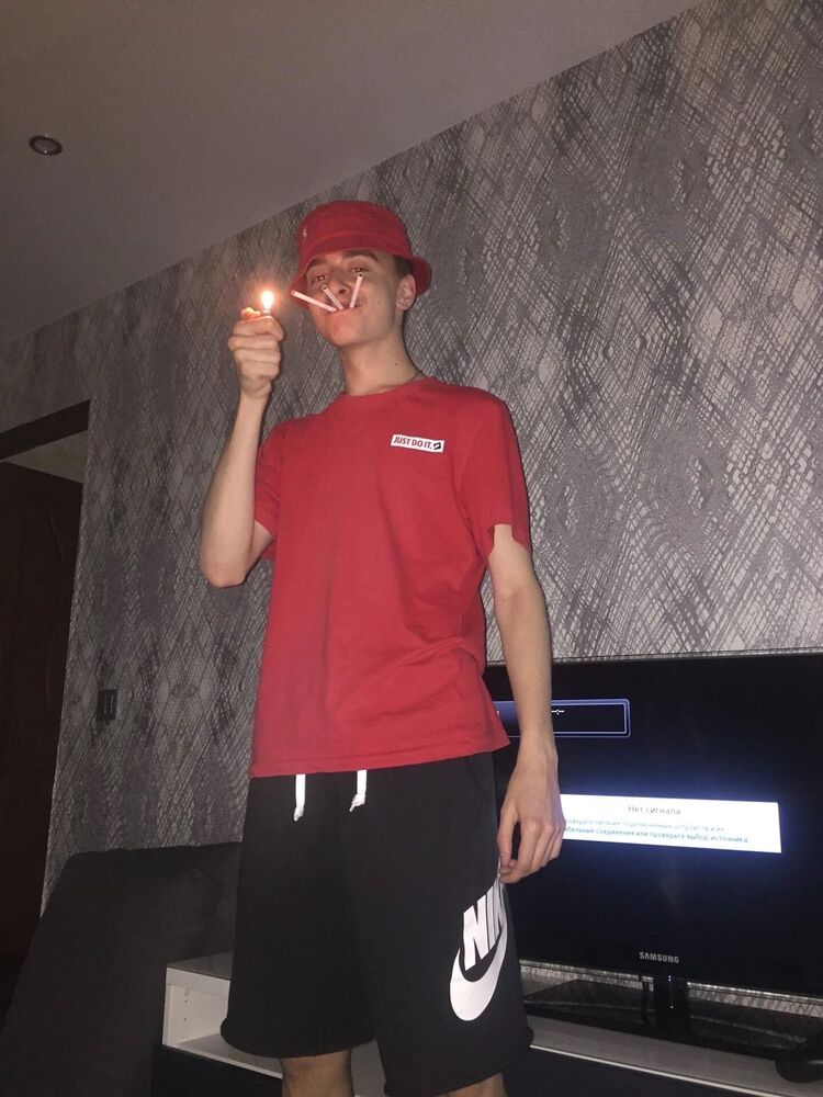  33239389  , 24 ,    
