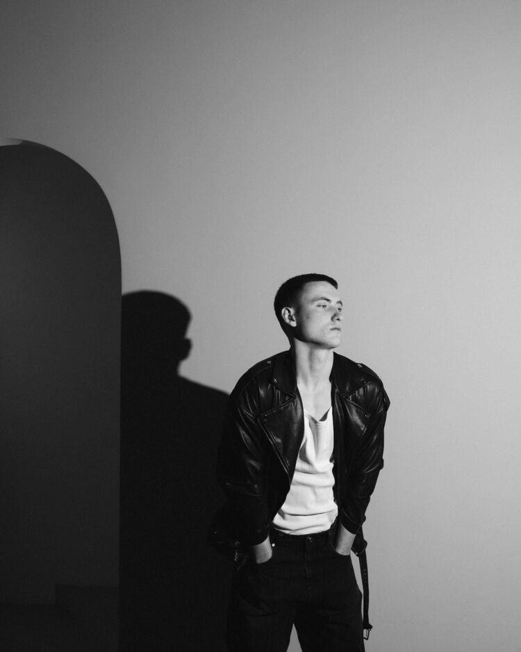 ���� 51666659 ����� �����, 19 ���, ���� ���������� � �����