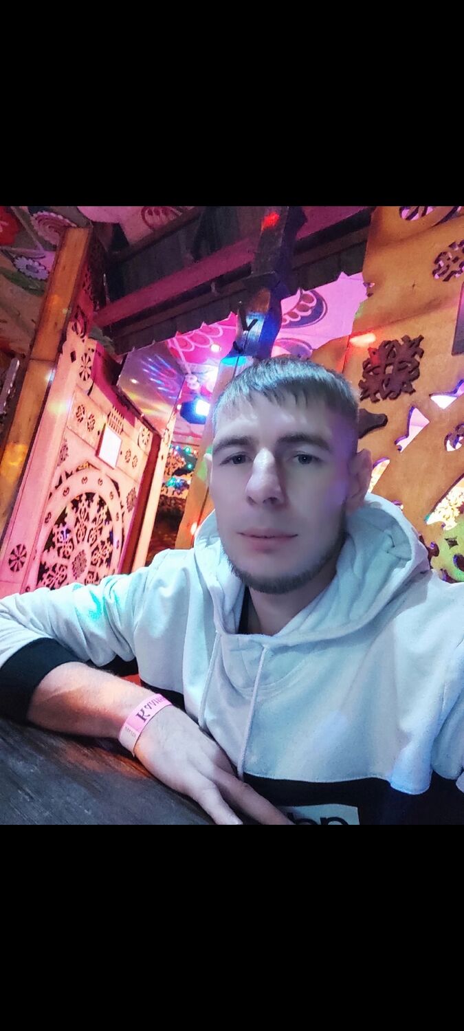  ,   Evgeny, 35 ,   ,   , c , 