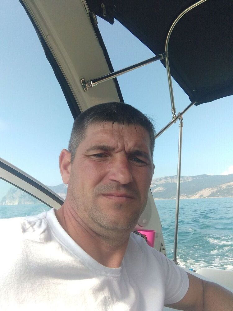  ,   Valera, 44 ,   c 