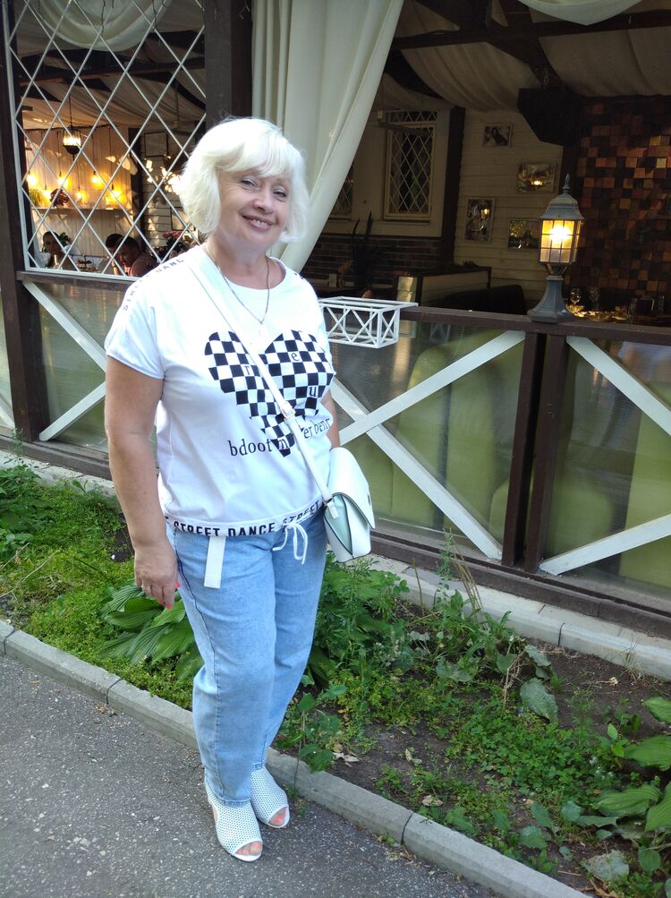 ,   Natalya, 65 ,   c 