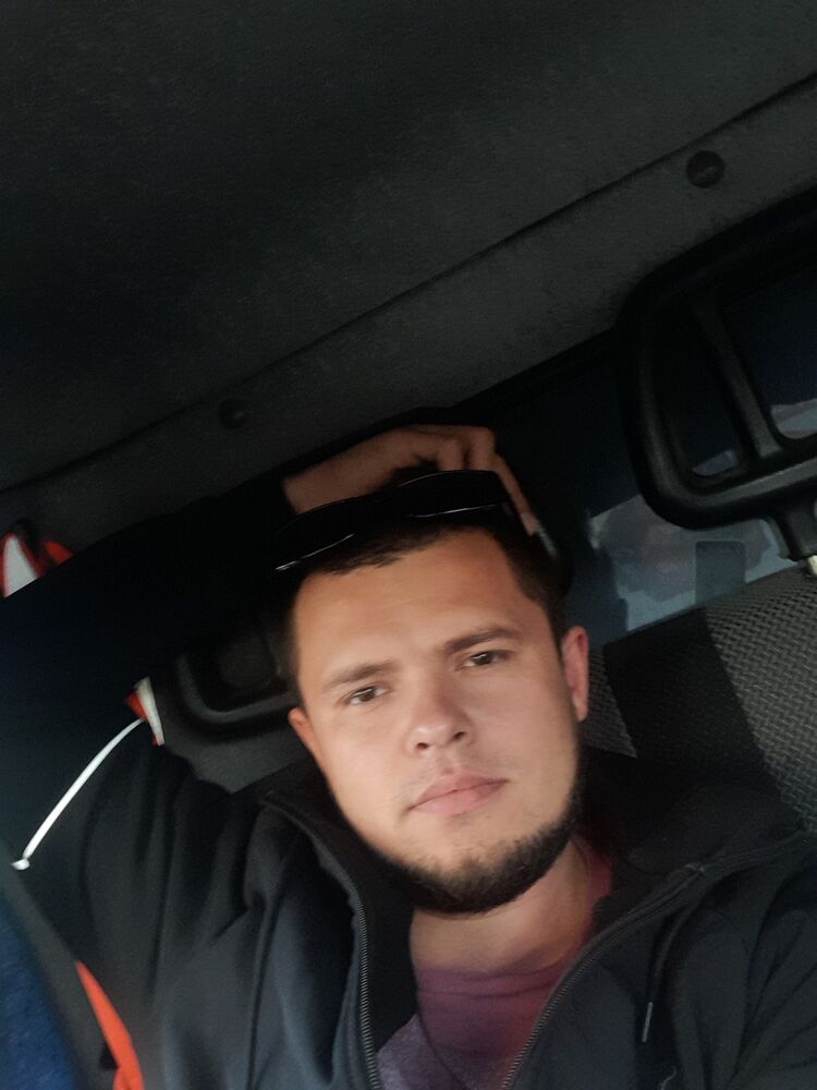  47288429  , 32 ,    