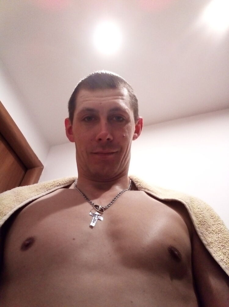  15439129  Viktor, 37 ,    Mlawa