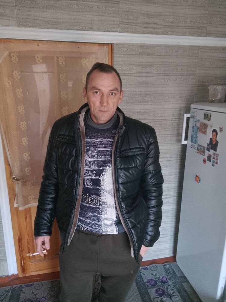  31861519  Pasha, 45 ,    