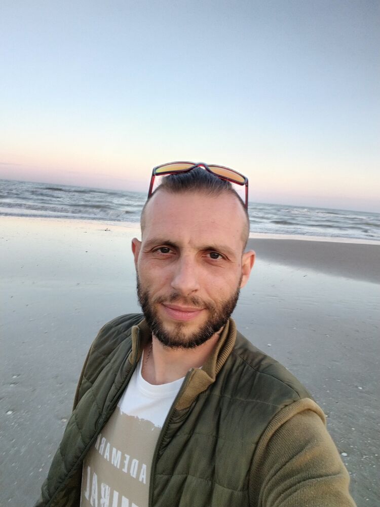  Sokolov,   , 39 ,   ,   