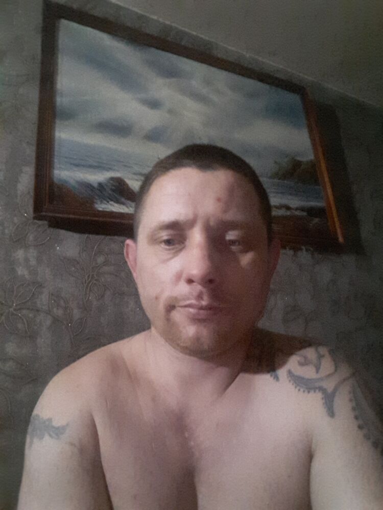  46971749  Anton, 34 ,    