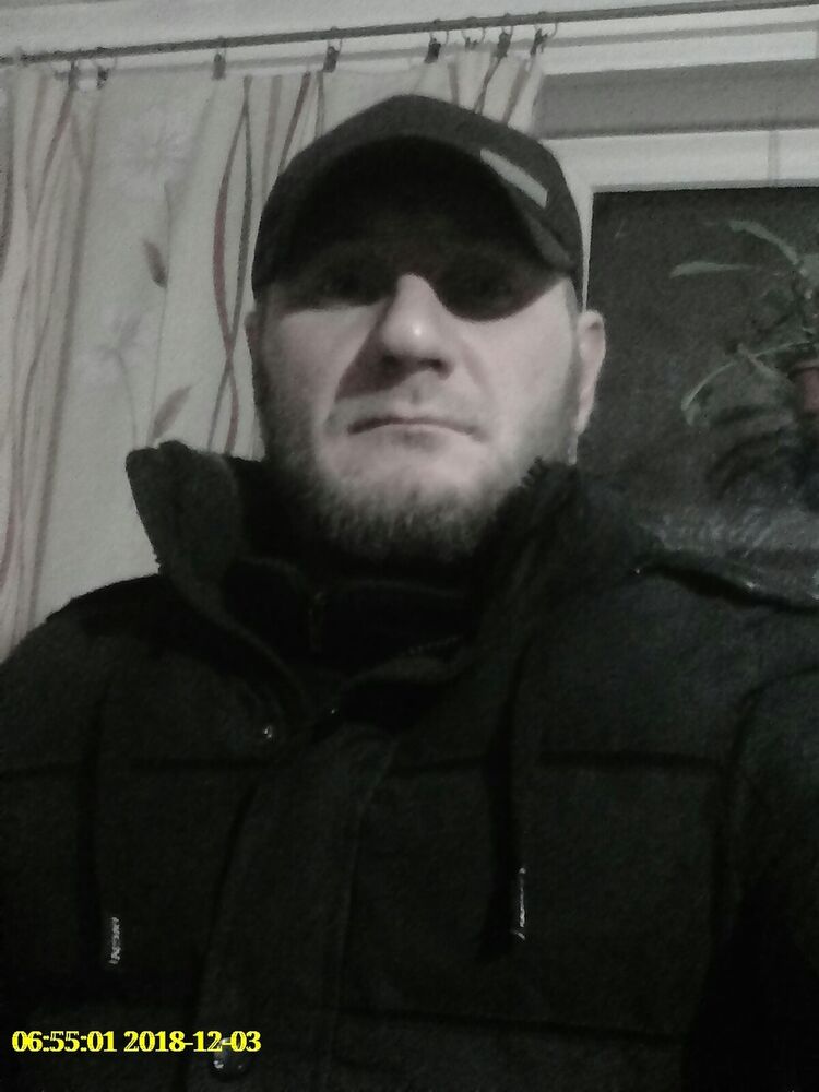  14476309  Gavzalla, 40 ,    
