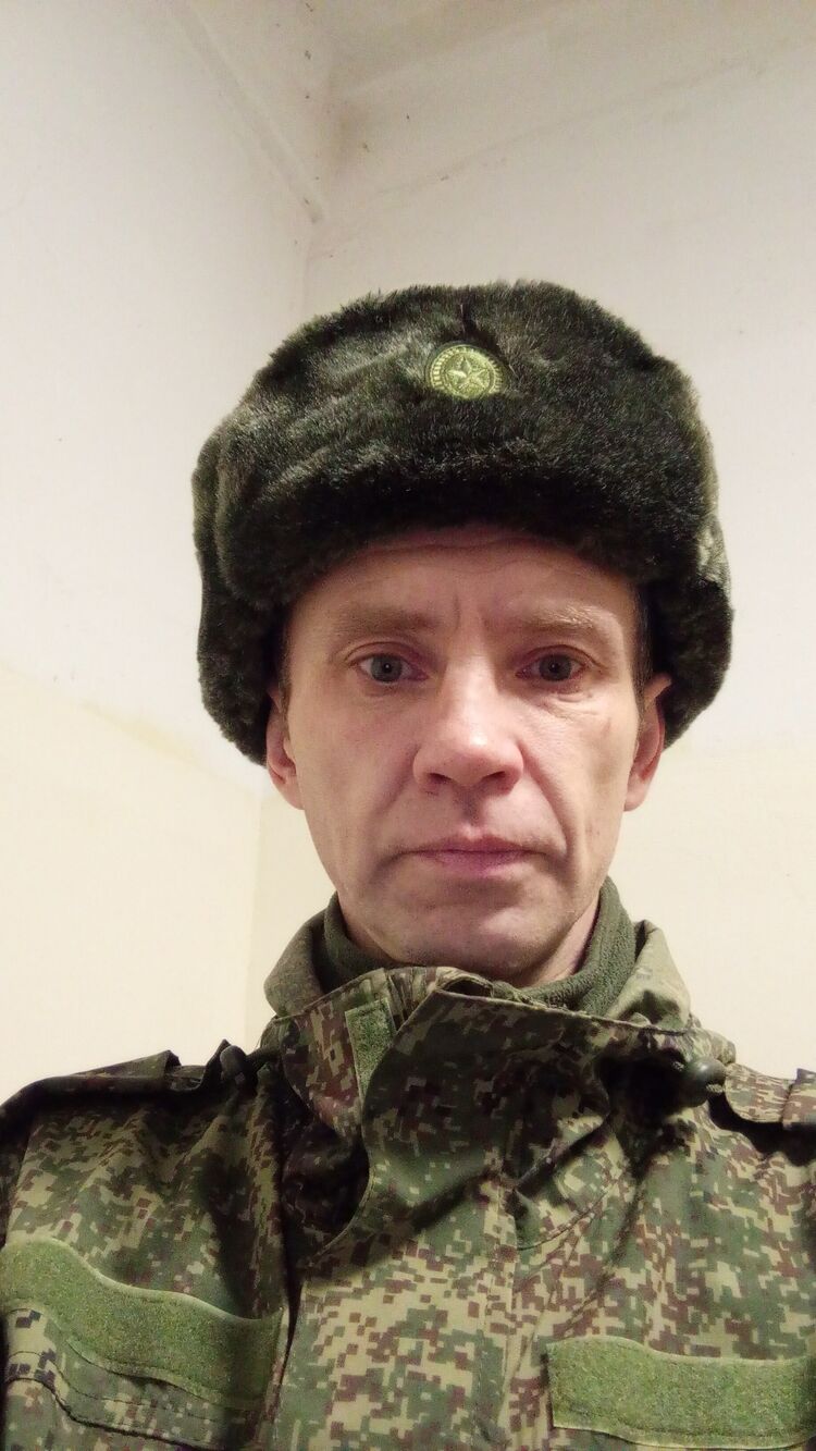  ,   Alex, 41 ,   ,   , c , 