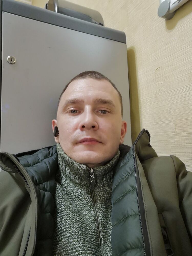  14253699  Dmitry, 42 ,    
