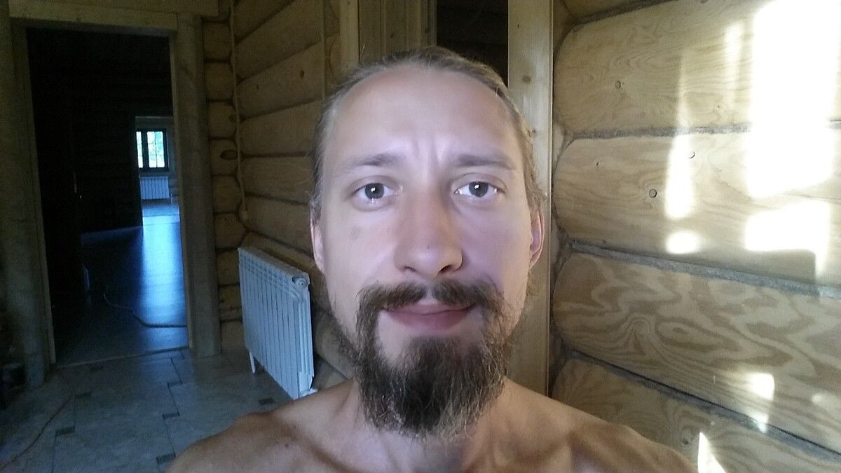  ,   Leo, 41 ,   ,   , c 