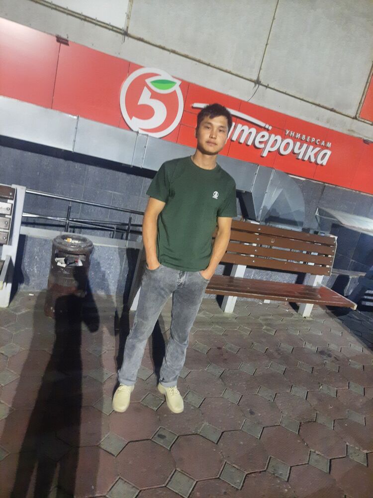  36367039  Alimardon, 26 ,    