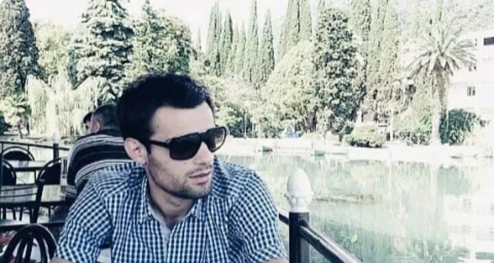  37723019  Mikhail, 37 ,    
