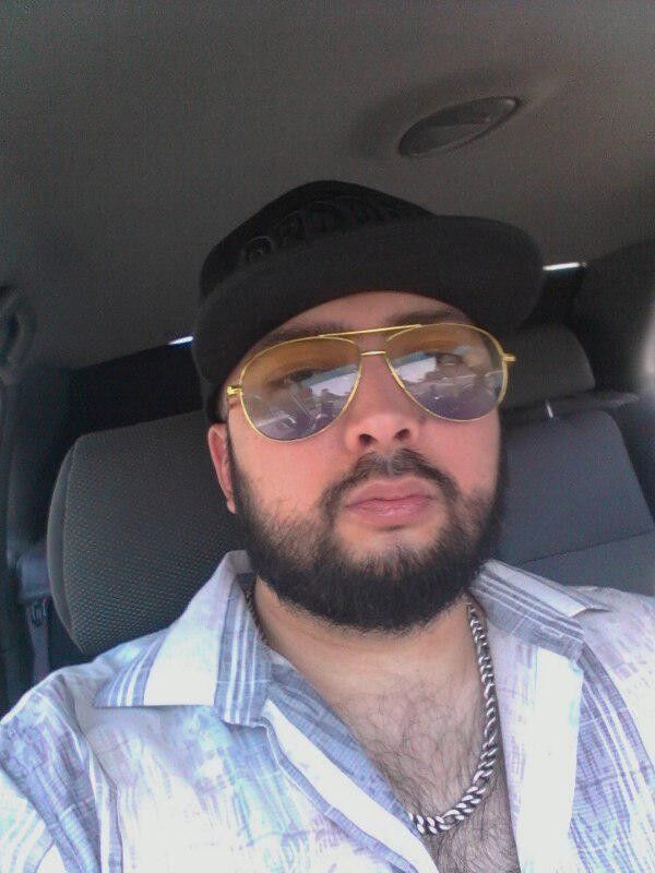  ,   Martin, 40 ,   ,   , c 