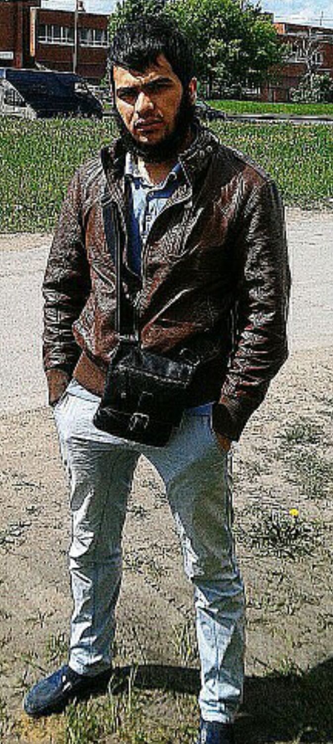  48216509  ABDURAHMAN, 29 ,    -