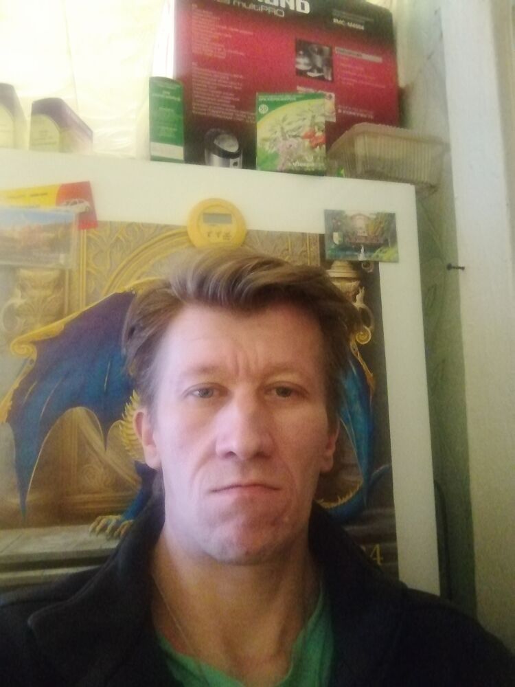  42889739  , 46 ,    