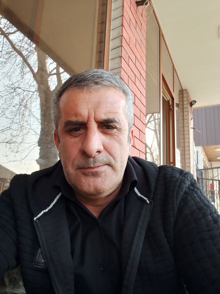  50839809  Zohrab, 47 ,    