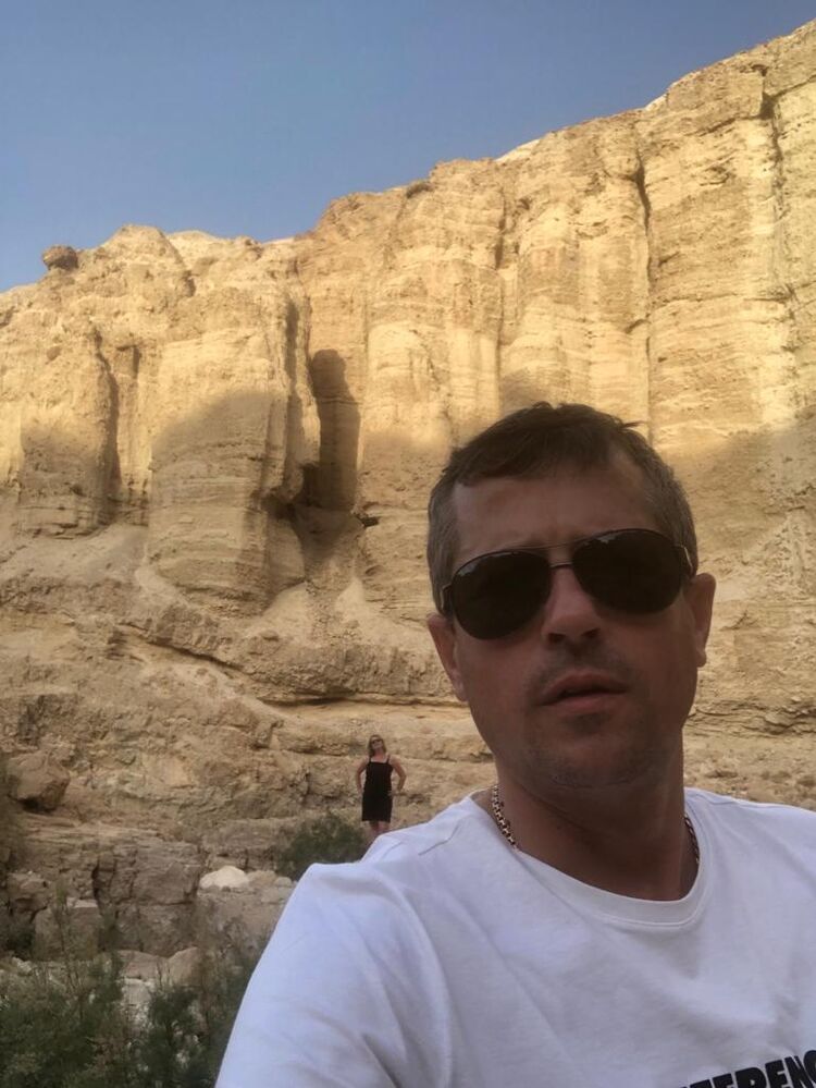  38350099  Denis, 46 ,    Tel Aviv-Yafo