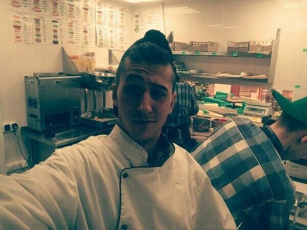  9844869  , 28 ,    -