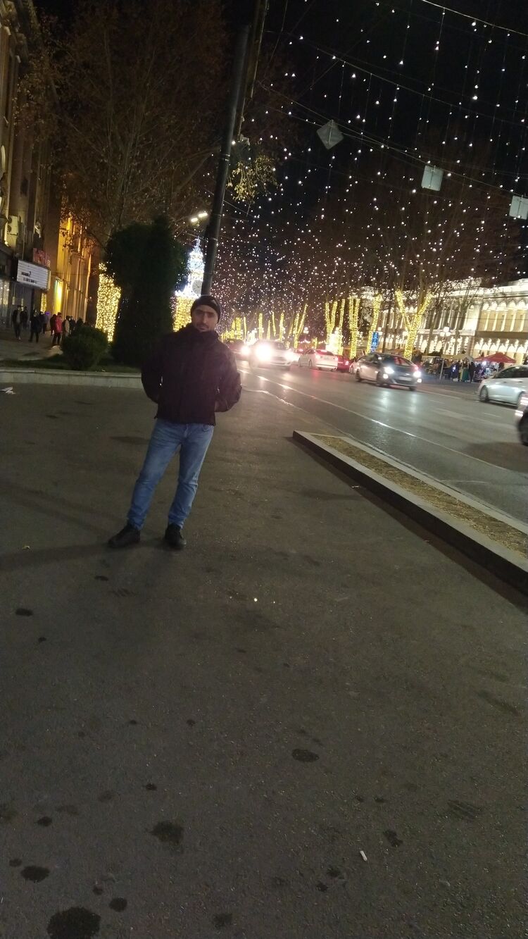  ,   Maks, 39 ,   ,   , c , 