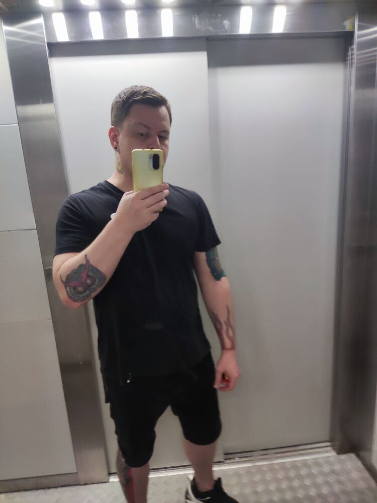  50352849  Vitalio, 35 ,    