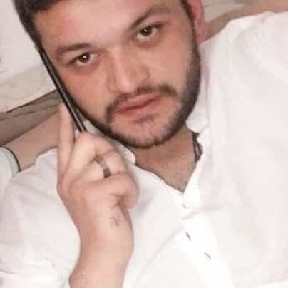  19846429  Irakli, 35 ,    