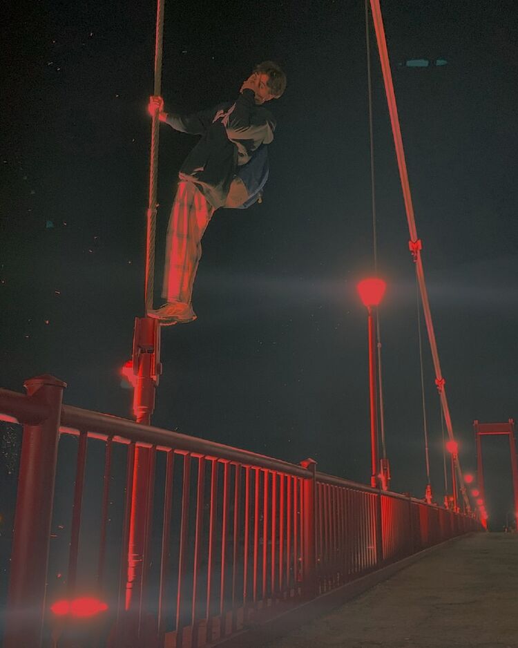  43954849  , 23 ,    