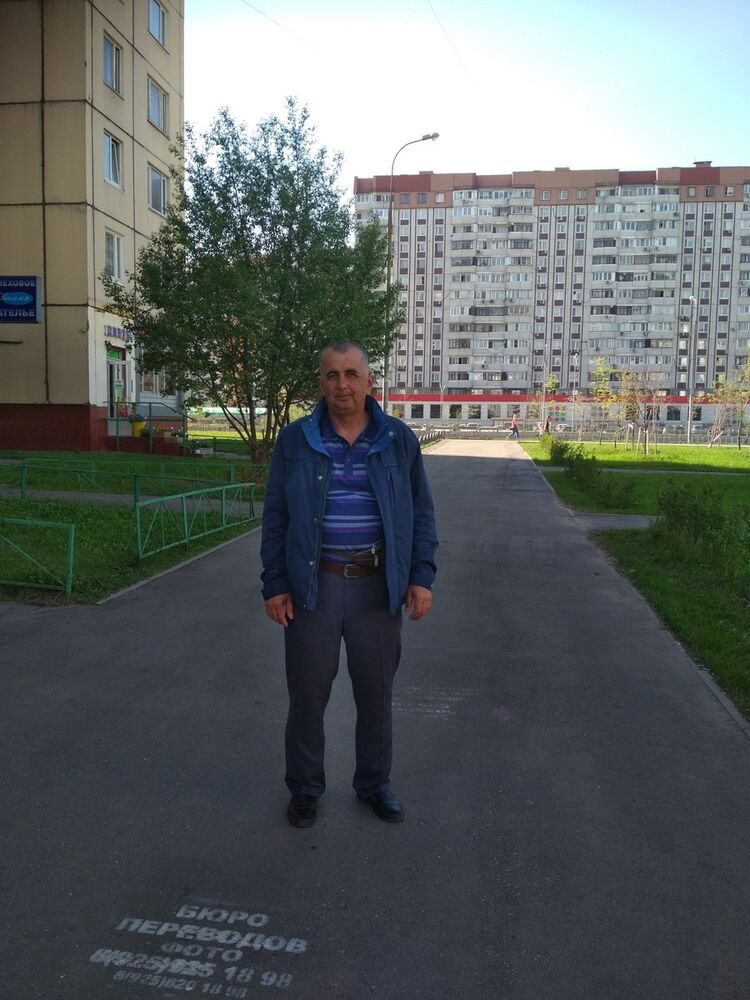  12416969  Borya, 52 ,    