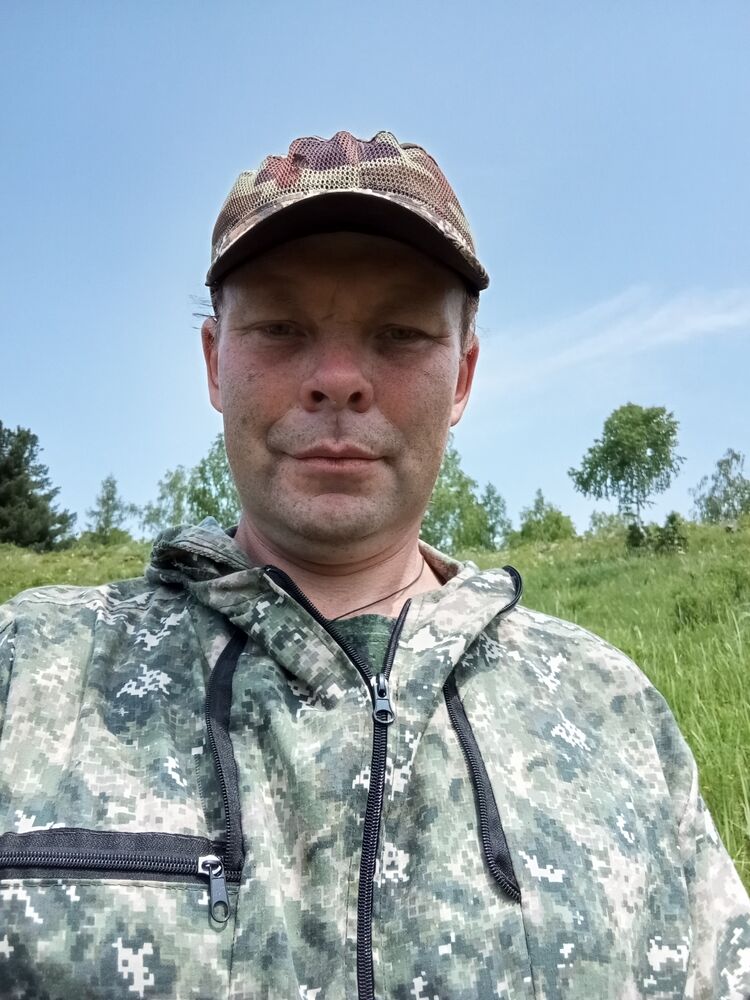  54381089   , 37 ,    -