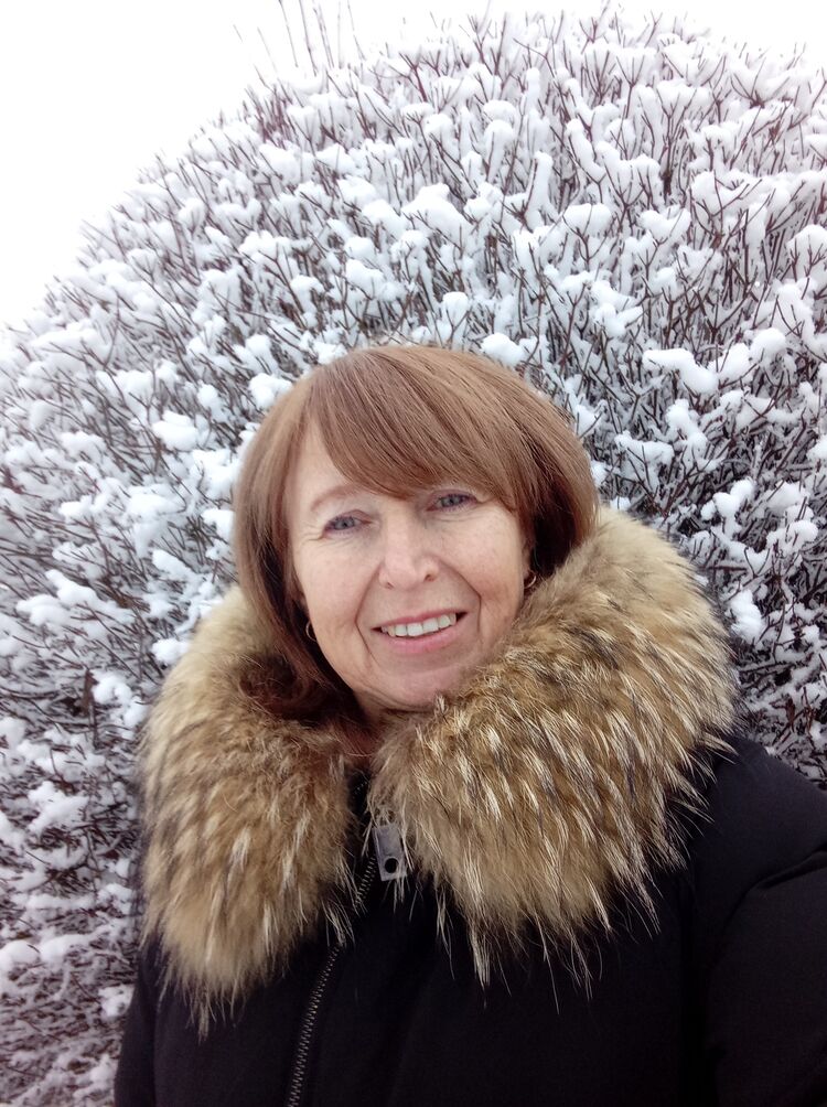  ,   Lana, 50 ,     , c 