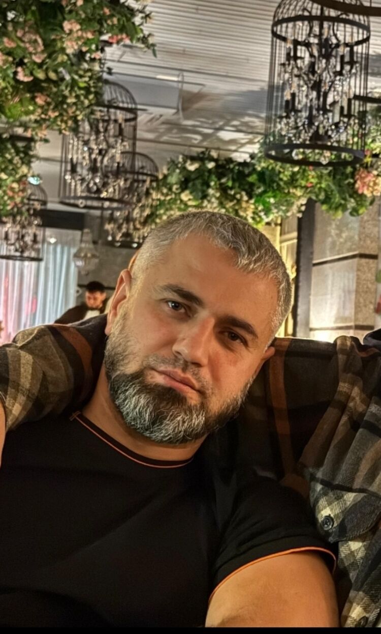  ,   Muslim, 37 ,   ,   