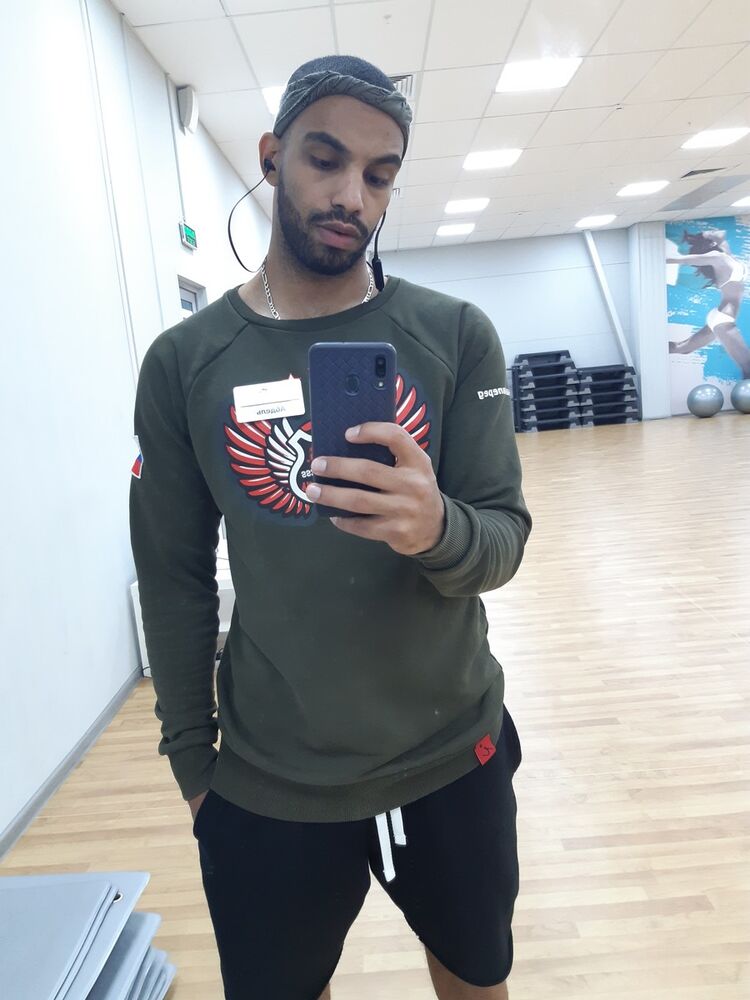  18124139  Abdel, 32 ,    