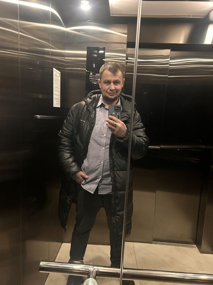  49542429  , 37 ,    