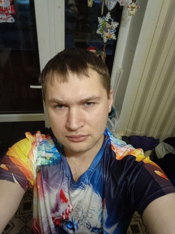  42882949  , 33 ,    