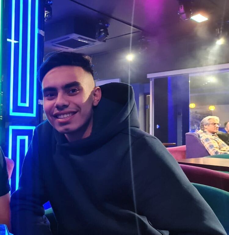  33483159  Ibrahim, 22 ,    Al Ghardaqah