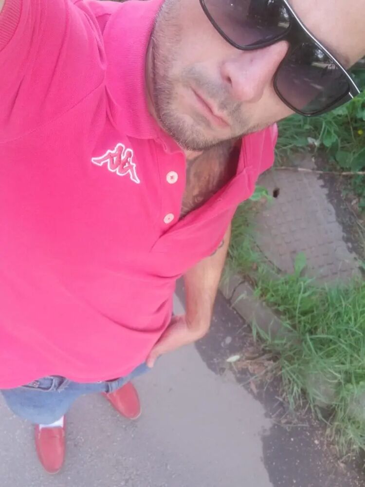  33906839  NikoS, 41 ,    -