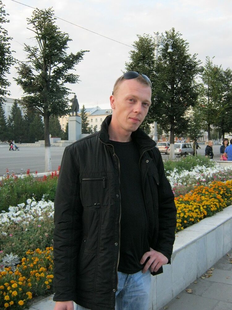  5065519  SANIA, 39 ,    