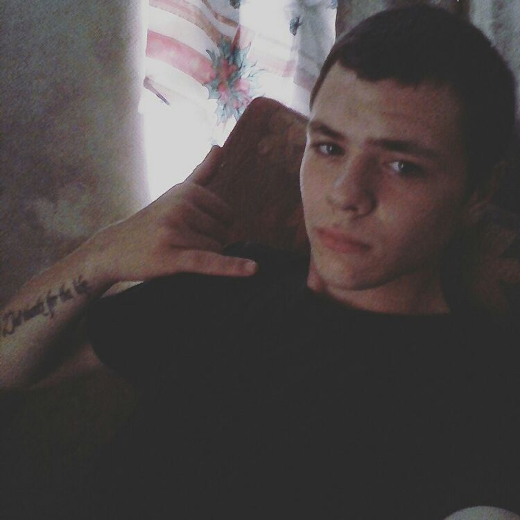  8274949  Vitaliy, 27 ,    