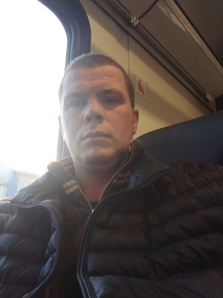 29108399  Ivan, 34 ,    