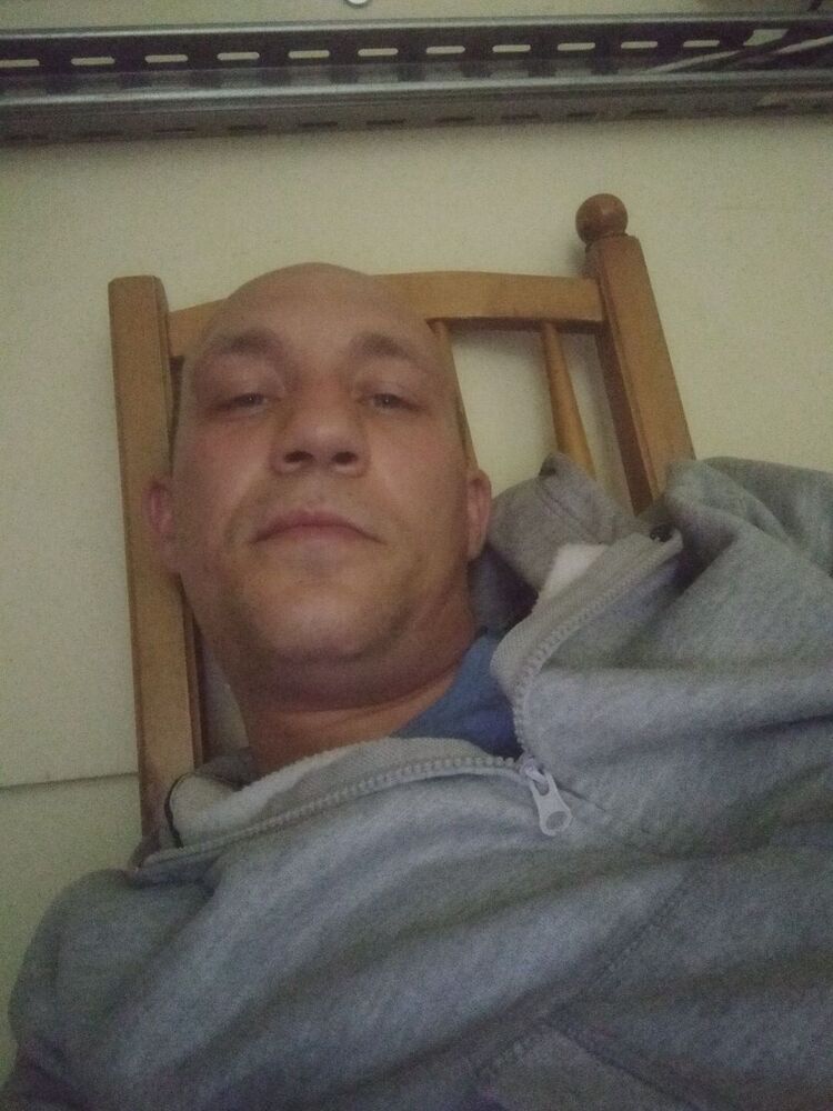  47303139  , 32 ,    