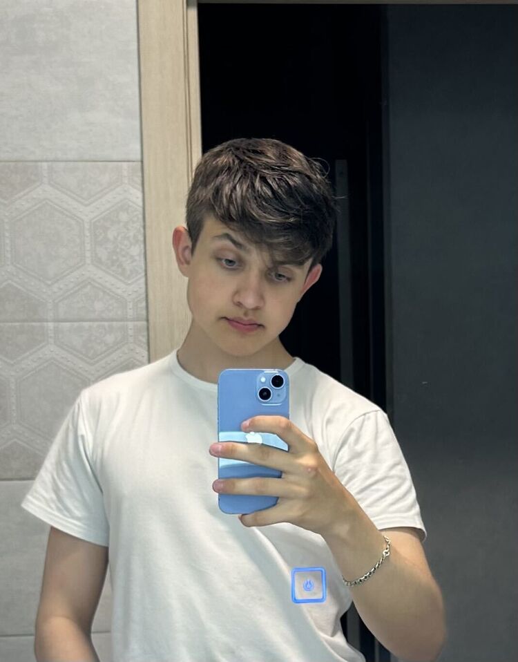 ���� 43854759 ����� ��������, 19 ���, ���� ���������� � ����