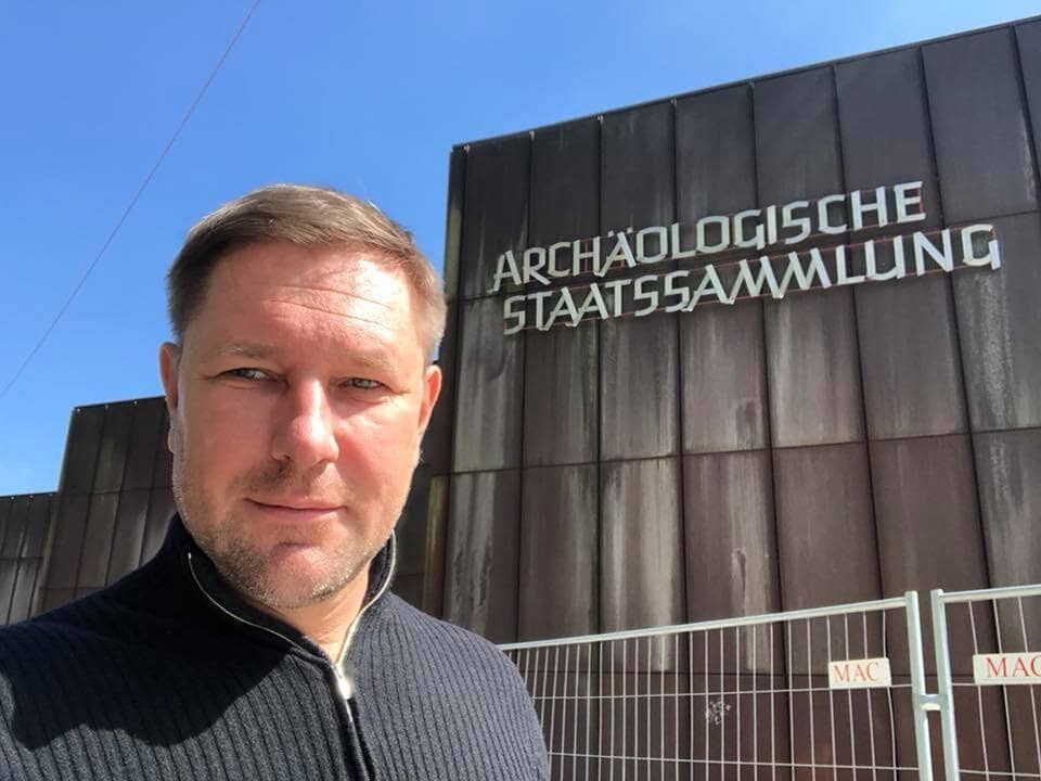  48131389  Vladimir, 55 ,    