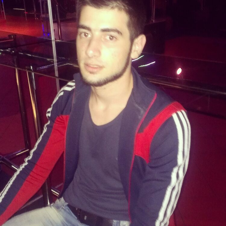  6593849  Alik, 32 ,    