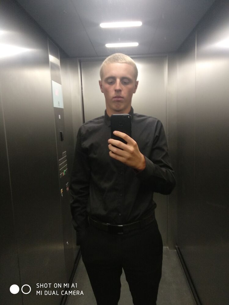  20965789  Maks, 25 ,    