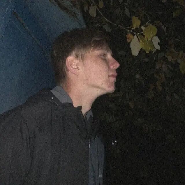  31948849  , 20 ,    