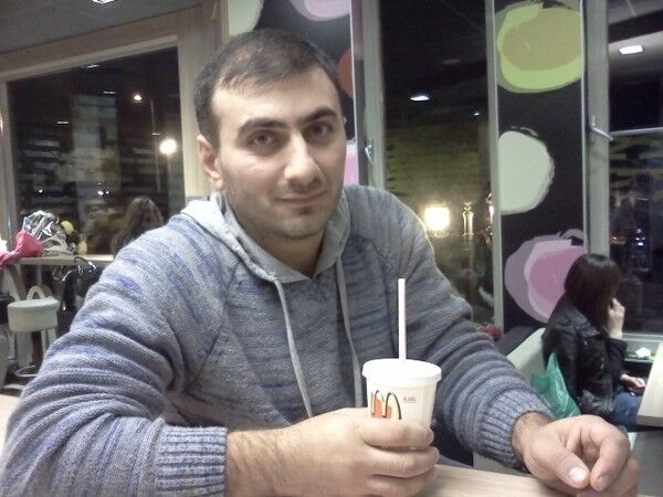  8967219  Aleksandre, 48 ,    