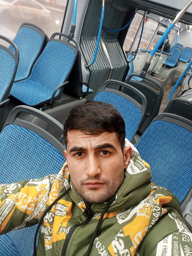  45569429  Muhammed, 31 ,    
