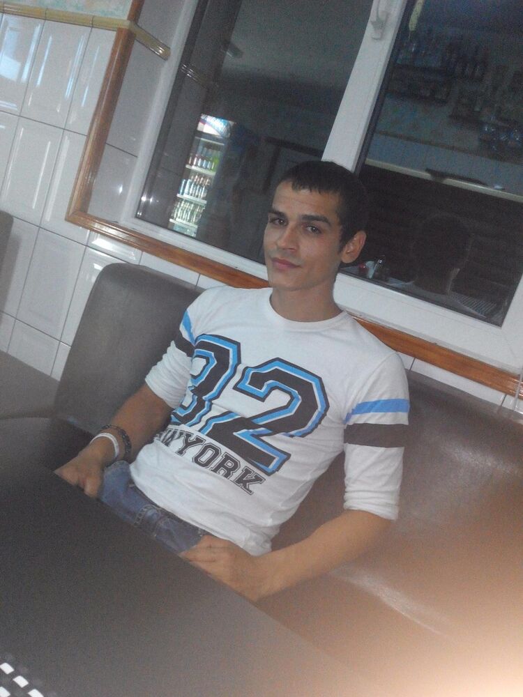  ,   Jony, 33 ,   ,   , c 