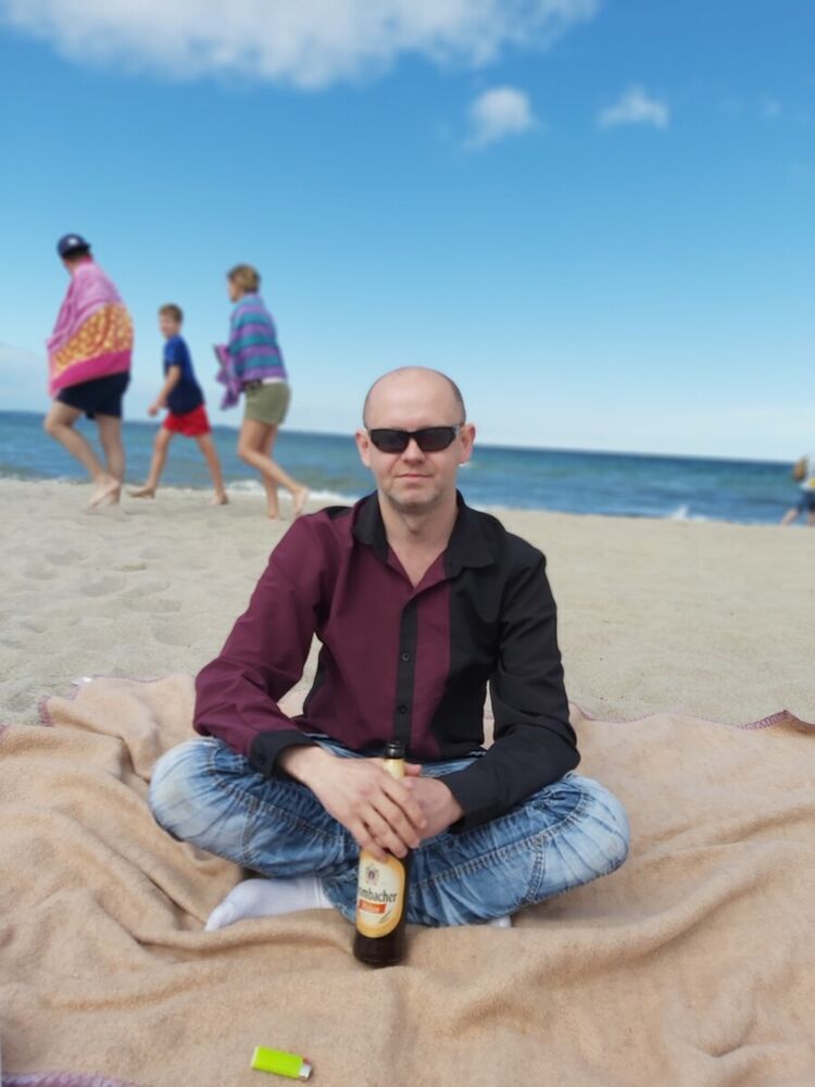  ,   Alexander, 42 ,   ,   , c 