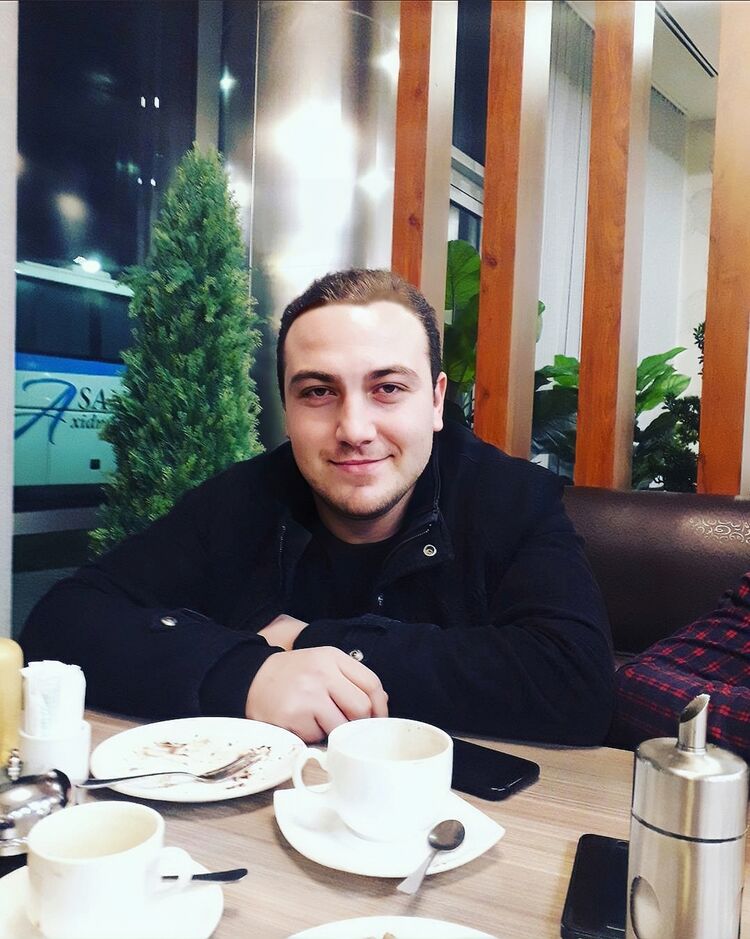 ���������� ����, ���� ������� Ali, 32 ����, ������������ ��� ������, ����� � ���������